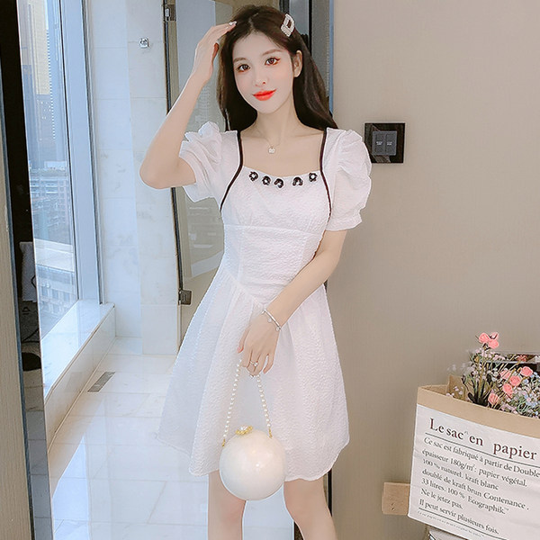 ชุดเดรสสวยๆ ชุดเดรสน่ารักๆ สไตล์เกาหลี By Meiyi women's clothing