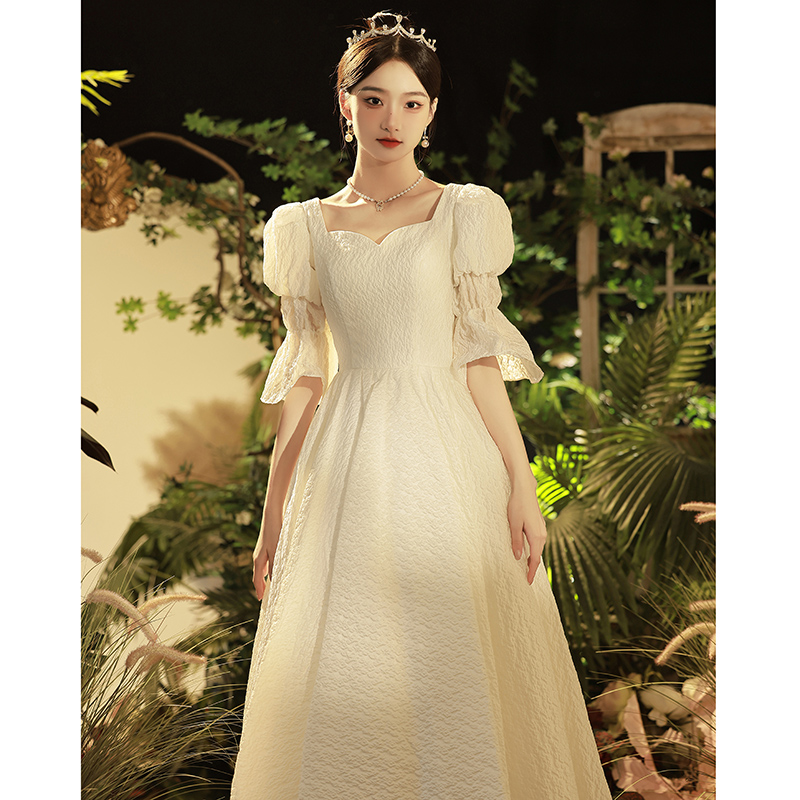 ชุดราตรี ชุดราตรีสวยหรู แบบ ทันสมัย Evening dress