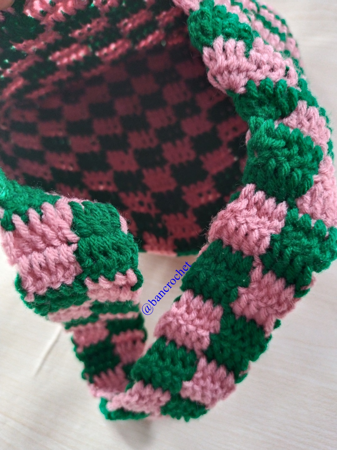 Bancrochet กระเป๋าถักลายตาราง Crochet Bag หลากสี 20*20 cm