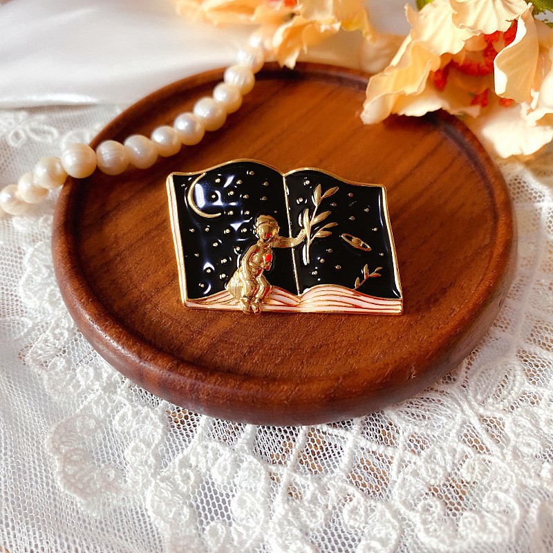 เข็มกลัด เข็มกลัดสวยๆ เข็มกลัดติดเสื้อ Brooch
