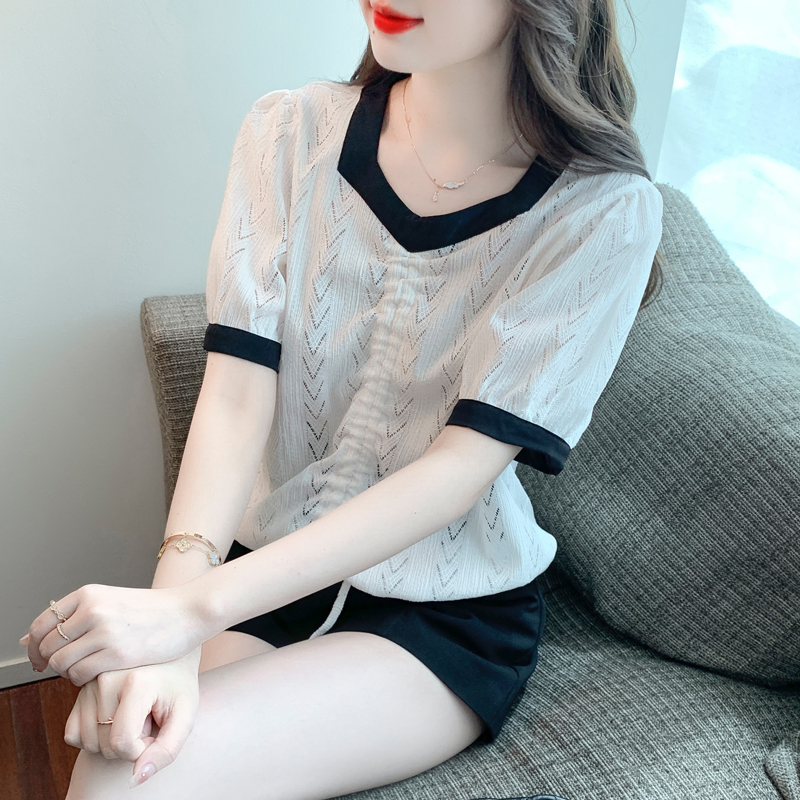 เสื้อลูกไม้ แขนสั้น