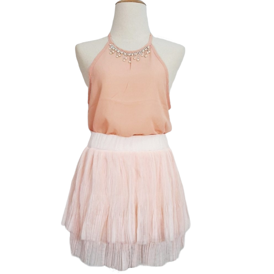 Blouse1820 เสื้อแฟชั่นโชว์ไหล่คอแต่งสร้อยเพชร ผ้าชีฟองเนื้อดีสีชมพูนู้ด งานสวยแมทช์กับอะไรก็ดูดี