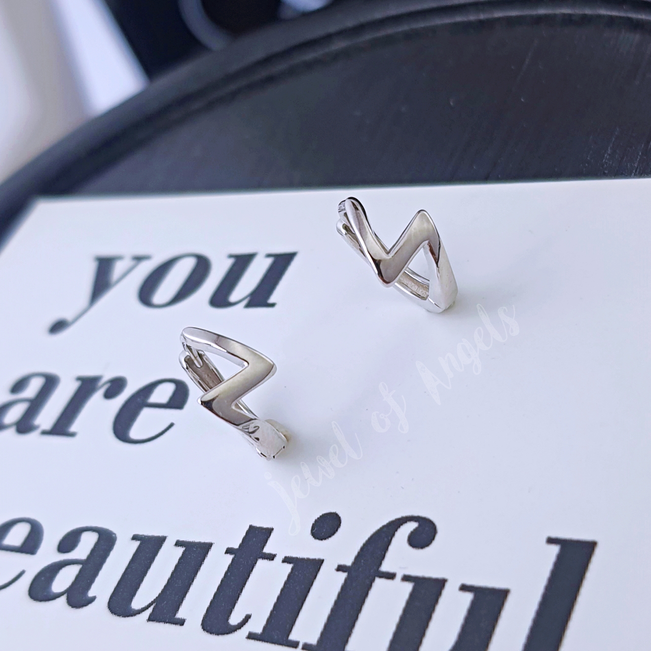 ต่างหูเงินแท้ S925 รุ่น Bolt ต่างหูห่วงสายฟ้า มินิมอล สูง11.2mm เงินแท้ทั้งชิ้น Silver925 ต่างหูผู้ชาย ต่างหูผู้หญิง ตุ้มหูเงินแฟชั่น