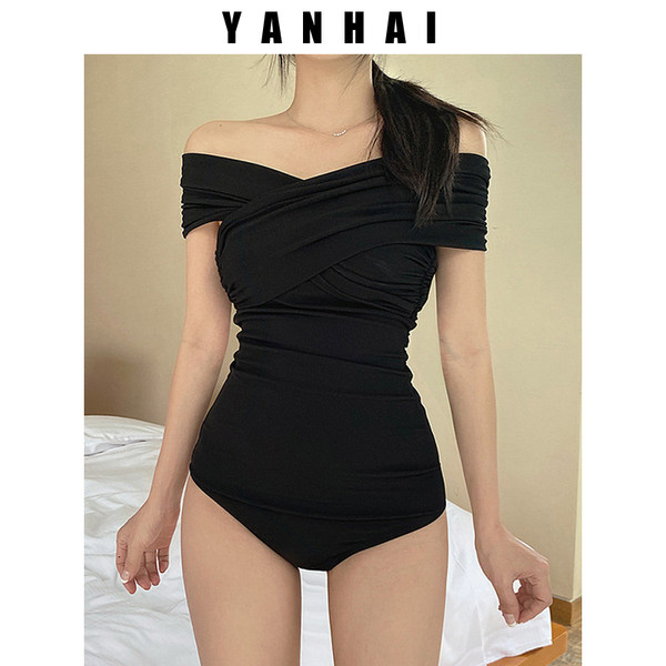 ชุดว่ายน้ำผู้หญิง ชุดว่ายน้ำน่ารัก Bikini ชุดไปทะเล