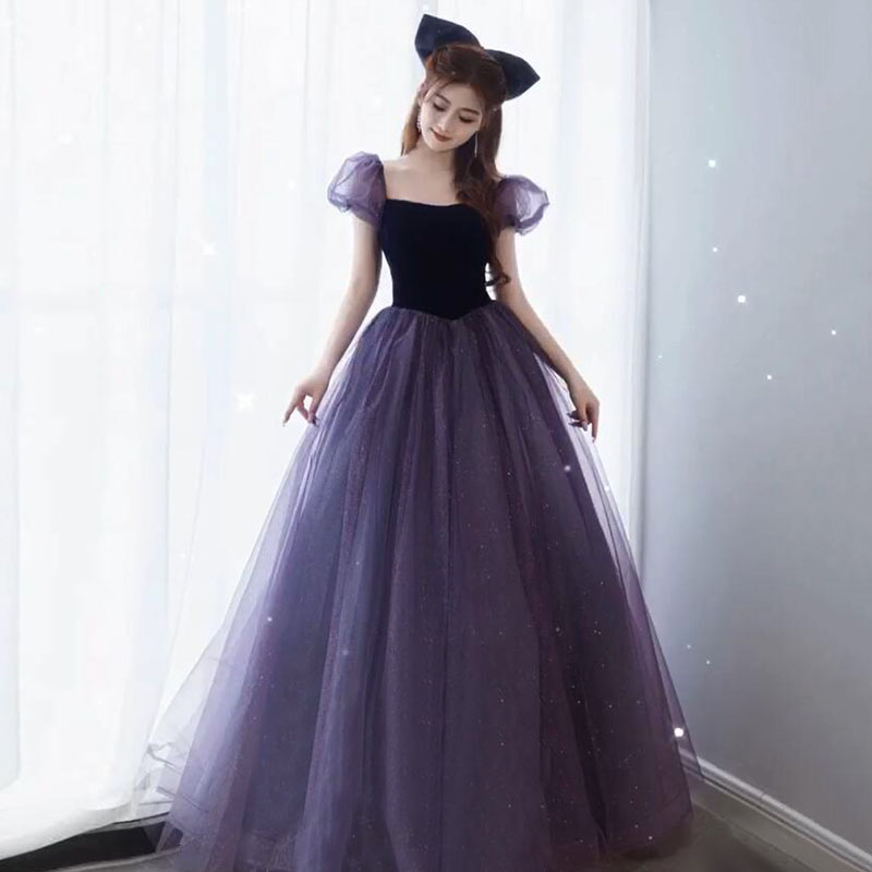 ชุดราตรี ชุดราตรีสวยหรู แบบ ทันสมัย Evening dress