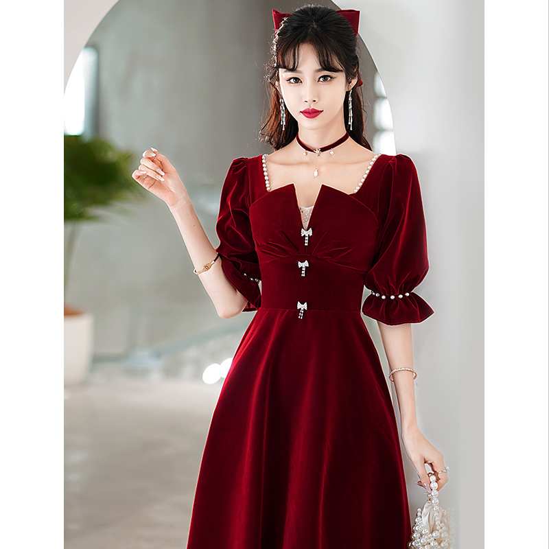 ชุดราตรี ชุดราตรีสวยหรู แบบ ทันสมัย Evening dress