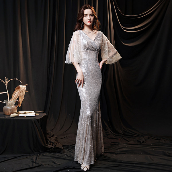 ชุดราตรี ชุดราตรีสวยหรู แบบ ทันสมัย Evening dress