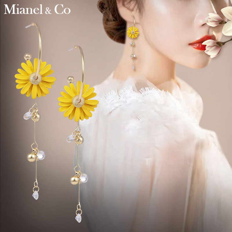ต่างหู ตุ้มหูแฟชั่น By Mianel &Co