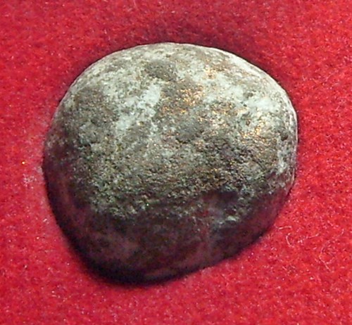 ลูกอมผงพรายกุมารหลวงปู่ทิม