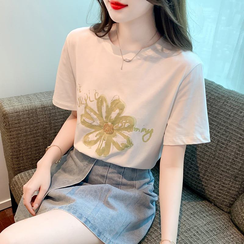 เสื้อผ้าวัยรุ่นเกาหลี เสื้อยืดวัยรุ่นผู้หญิง มีขนาด S M L XL