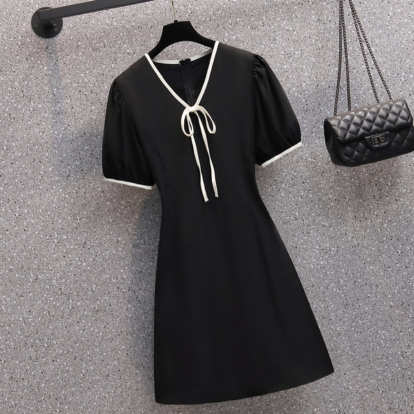 เดรสคนอ้วน เดรสสาวอวบ ชุดเดรสคนอ้วนวัยรุ่น BY PLUS SIZE Girl