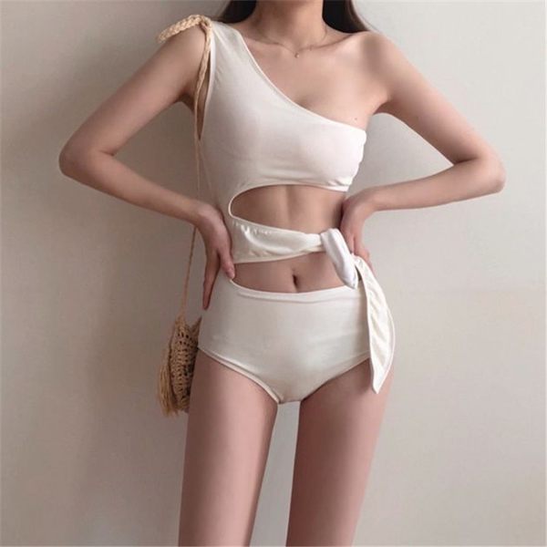 ชุดว่ายน้ำผู้หญิง ชุดว่ายน้ำน่ารัก Bikini ชุดไปทะเล