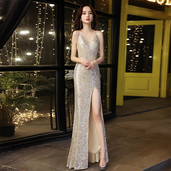 ชุดราตรี ชุดราตรีสวยหรู แบบ ทันสมัย Evening dress