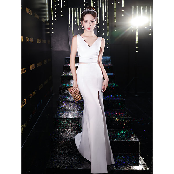ชุดราตรี ชุดราตรีสวยหรู แบบ ทันสมัย Evening dress
