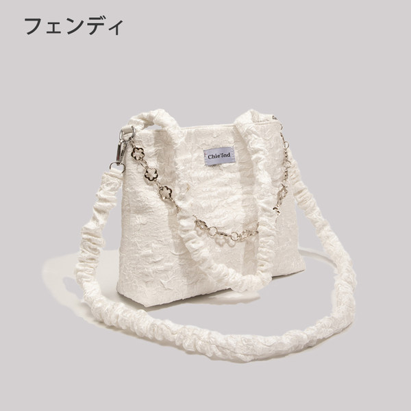 กระเป๋าสะพายข้างผู้หญิง กระเป๋าสะพายสไตล์เกาหลี By Japanese フェンディ authentic bag