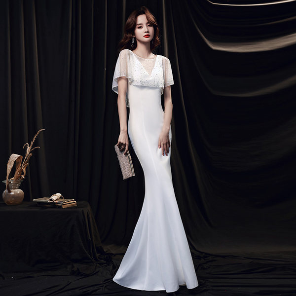 ชุดราตรี ชุดราตรีสวยหรู แบบ ทันสมัย Evening dress