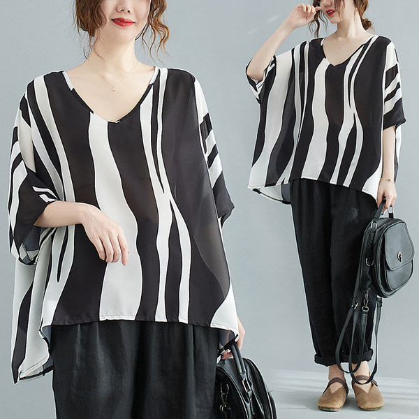 เสื้อลินินคนอ้วน เสื้อทีเชิ้ตคนอ้วนผู้หญิง เสื้อทีเชิ้ตตัวใหญ่ By Literary Plus size
