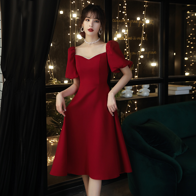 ชุดราตรี ชุดราตรีสวยหรู แบบ ทันสมัย Evening dress