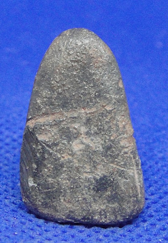 หลวงพ่อเนียม พระเนื้อตะกั่ว