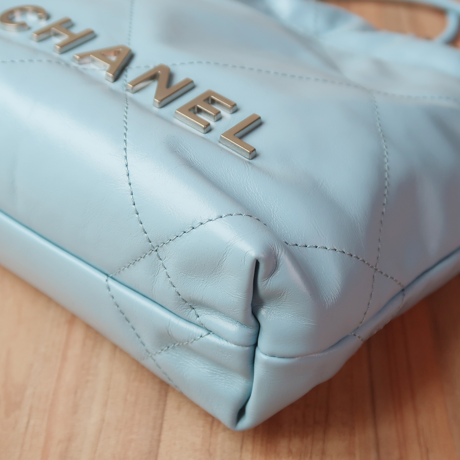 Chanel Blue Shiny Calfskin Mini 22 SHW