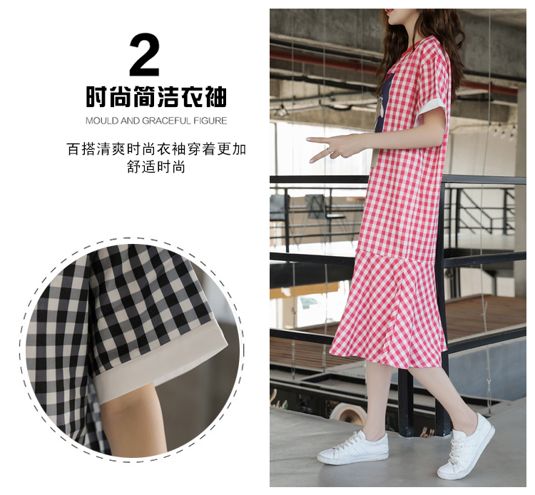 Dress4744 เดรสยาวลายสก็อตทรงปล่อยชายระบาย งานสกรีนลายดิจิตอลอย่างดีสีสวยคมชัด ผ้าโพลีเนื้อดีนุ่มใส่สบาย งานสวยใส่ง่ายน่ารักมาก