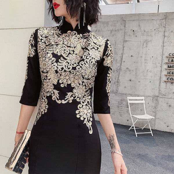 ชุดราตรี ชุดราตรีสวยหรู แบบ ทันสมัย Evening dress