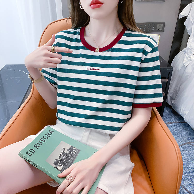 เสื้อยืดวัยรุ่นน่ารักๆ เสื้อวัยรุ่นแขนสั้น เสื้อผ้าวัยรุ่นเกาหลี แบรนด์ Wiyike