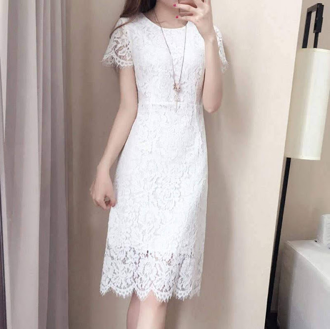 Dress4495 เดรสลูกไม้ทรงเข้ารูป ซิปหลังใส่ง่าย มีซับในอย่างดีทั้งชุด ผ้าลูกไม้คอตตอนเนื้อดีหนาสวย งานดีทรงดีลายสวย เรียบหรูดูแพงสุด ใส่ทำงาน/ใส่ออกงานได้