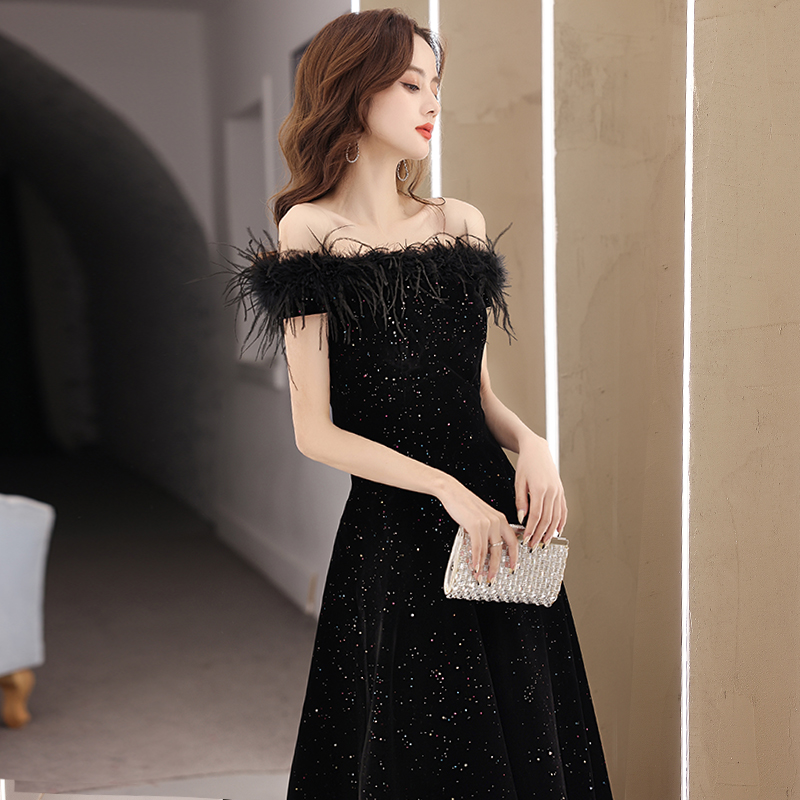 ชุดราตรี ชุดราตรีสวยหรู แบบ ทันสมัย Evening dress