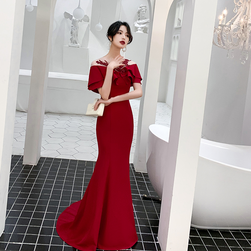 ชุดราตรี ชุดราตรีสวยหรู แบบ ทันสมัย Evening dress
