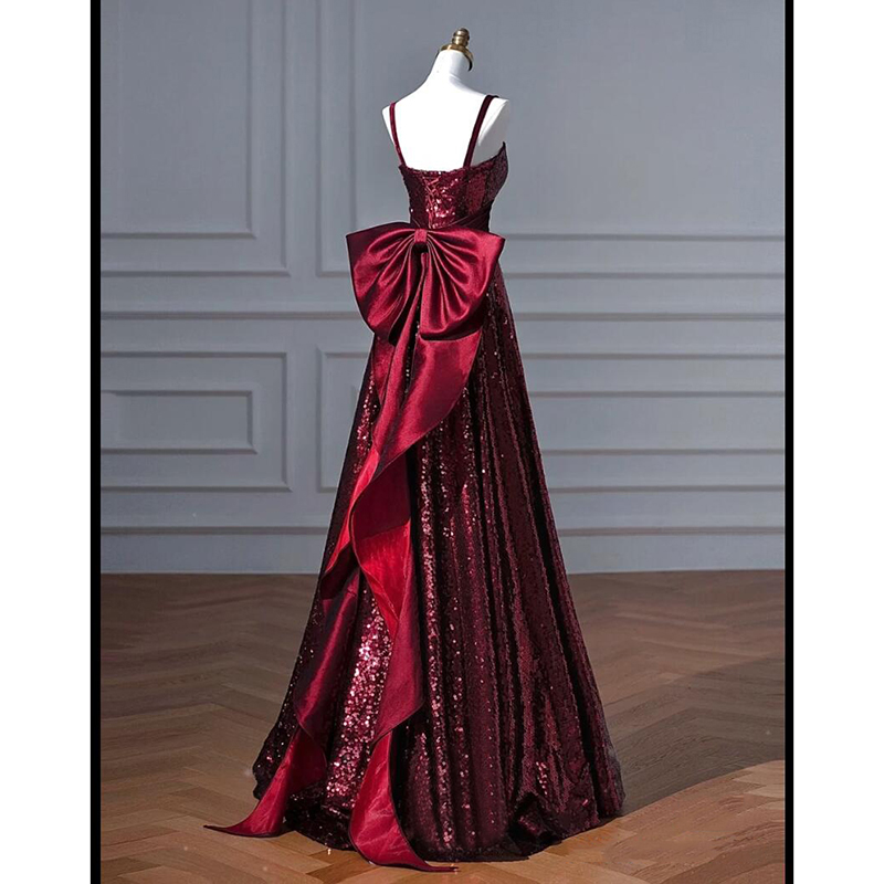 ชุดราตรี ชุดราตรีสวยหรู แบบ ทันสมัย Evening dress