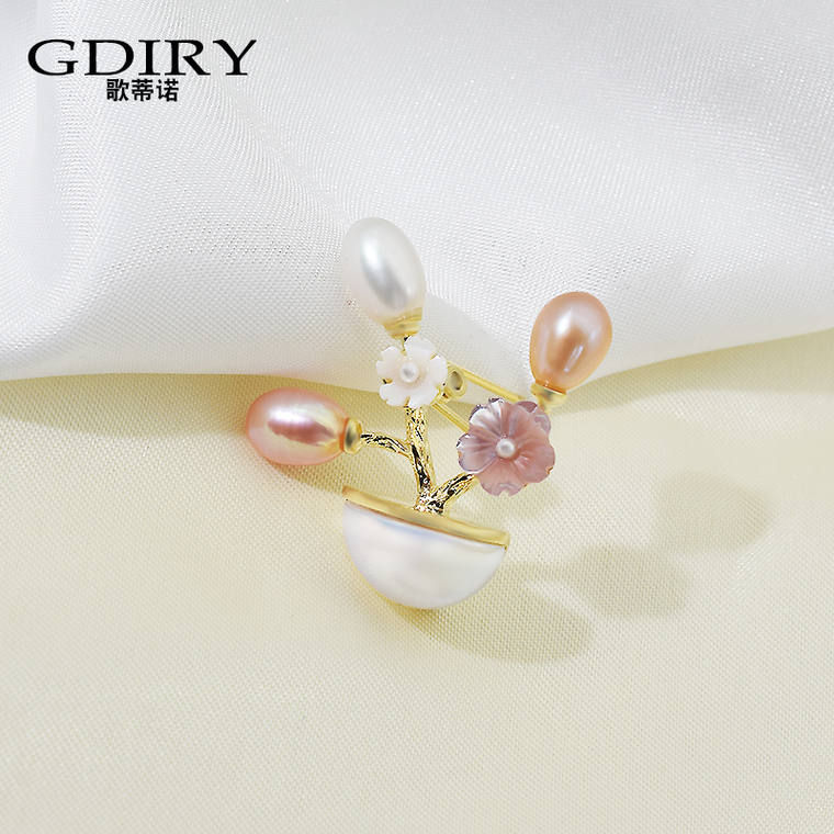 เข็มกลัด เข็มกลัดสวยๆ เข็มกลัดติดเสื้อ Brooch