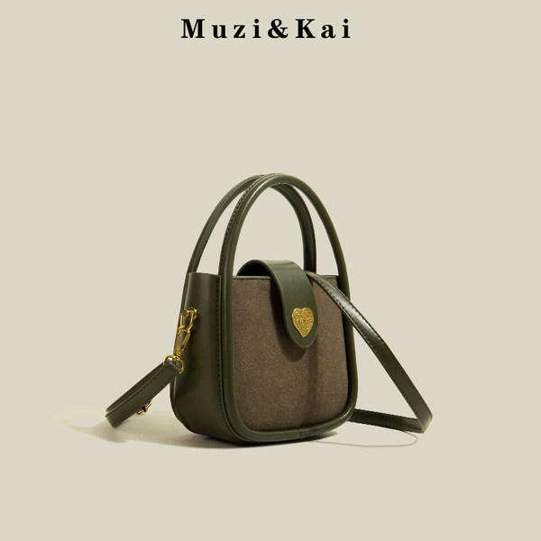 กระเป๋าสะพายข้างผู้หญิง กระเป๋าสะพายสไตล์เกาหลี By Muzi&Kai