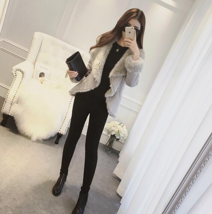 เสื้อโค้ทกันหนาว ทรงสวย ผ้าหนังกลับแต่งขนเฟลอ ด้านในบุขนแกะ สวยเก๋ อุ่นมากกกก พร้อมส่งเลยจ้า งานตามแบบ 100%