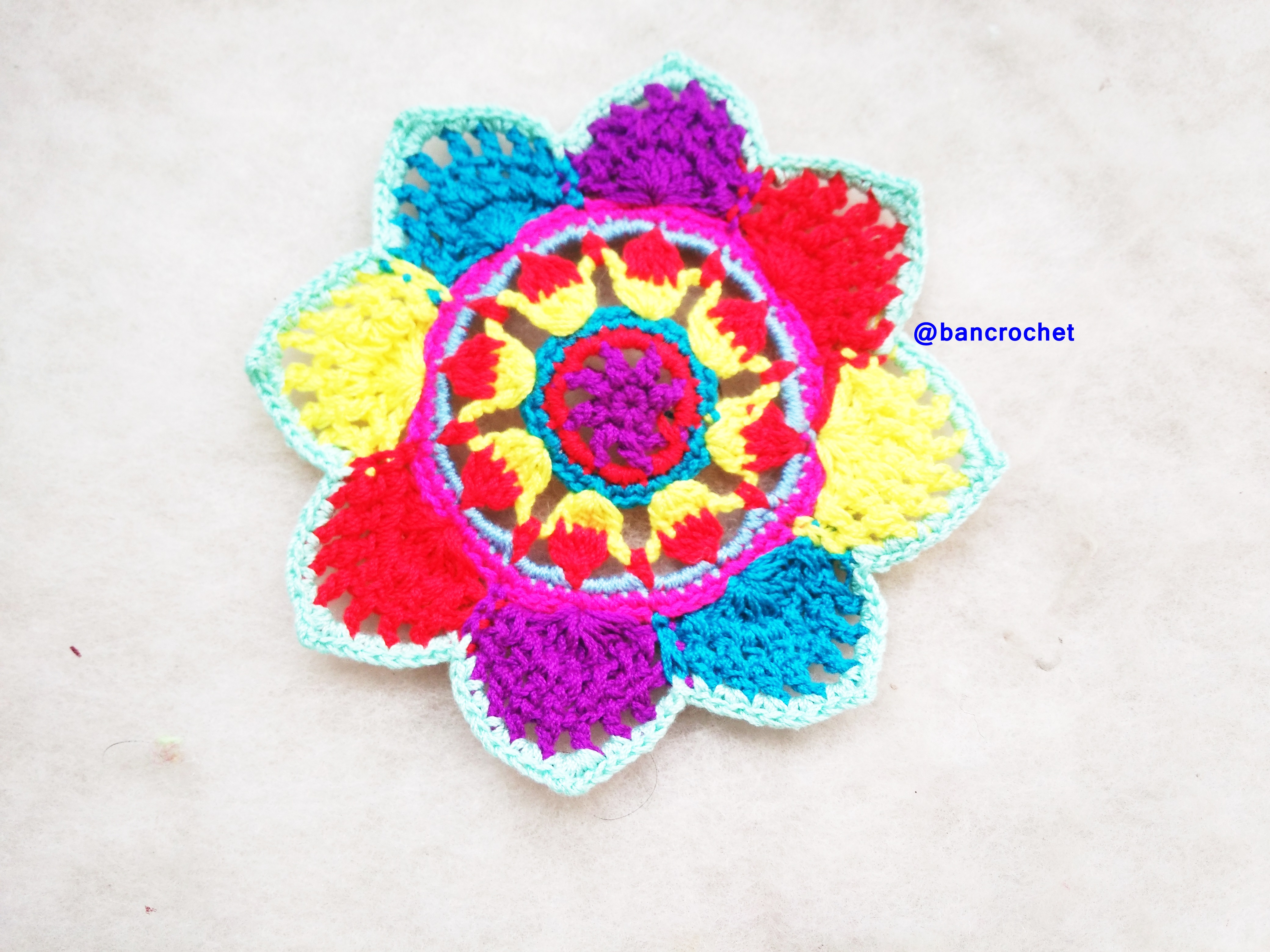 Bancrochet ที่รองแก้วถักโครเชต์ crochet coasters หลากสี 4 นิ้ว