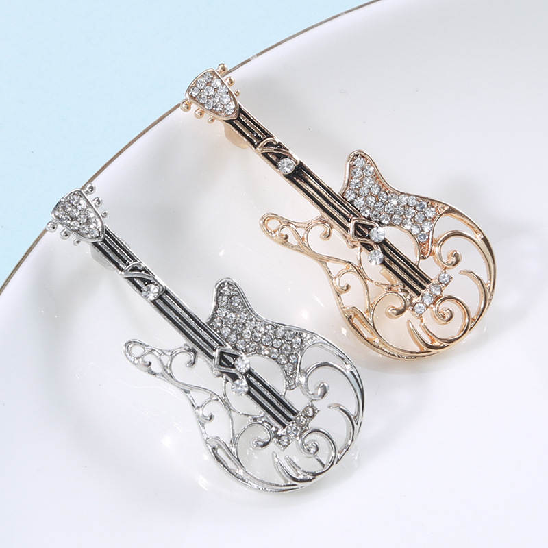 เข็มกลัด เข็มกลัดสวยๆ เข็มกลัดติดเสื้อ Brooch