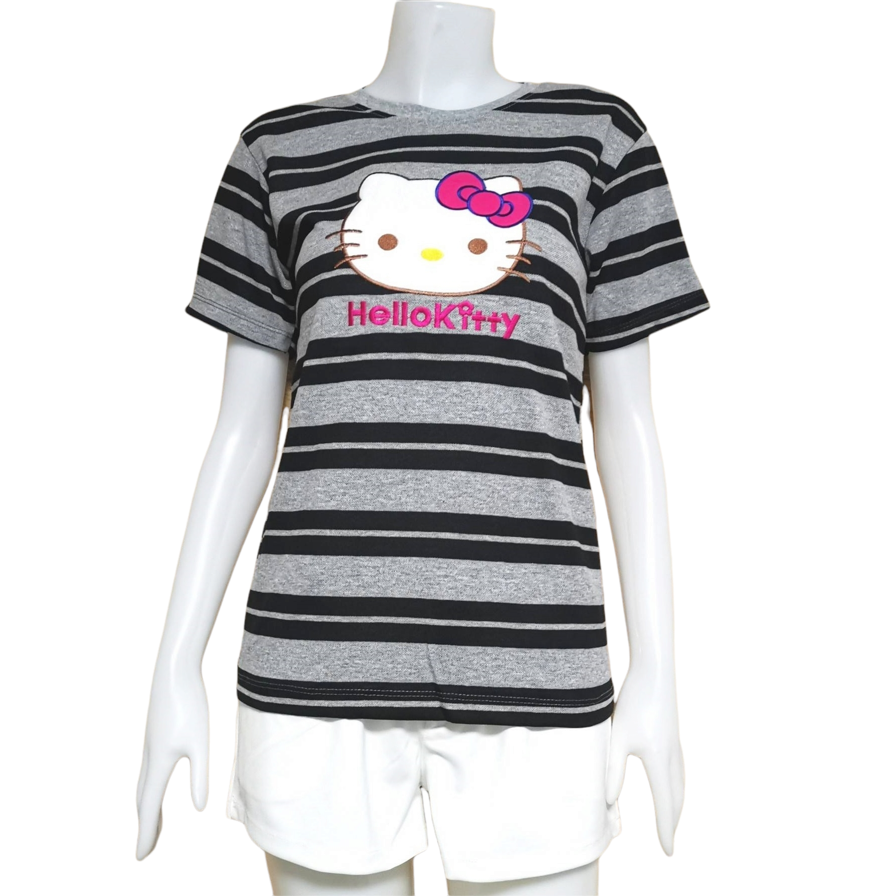 Blouse3326 เสื้อยืดแฟชั่น แต่งหน้าคิตตี้ ผ้าโปโลยืดเนื้อนิ่มลายริ้วเล็ก-ใหญ่ สีเทาดำ