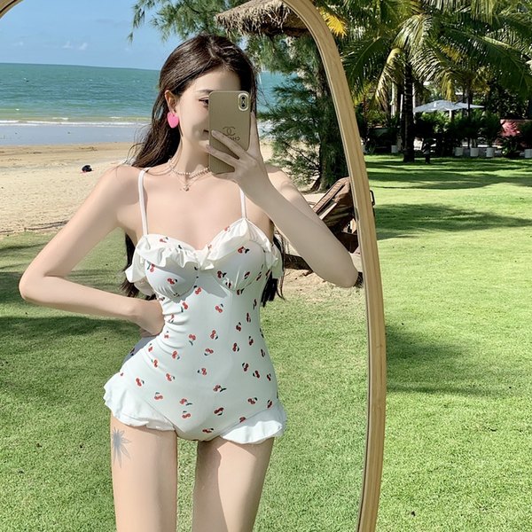 ชุดว่ายน้ำผู้หญิง ชุดว่ายน้ำน่ารัก Bikini ชุดไปทะเล