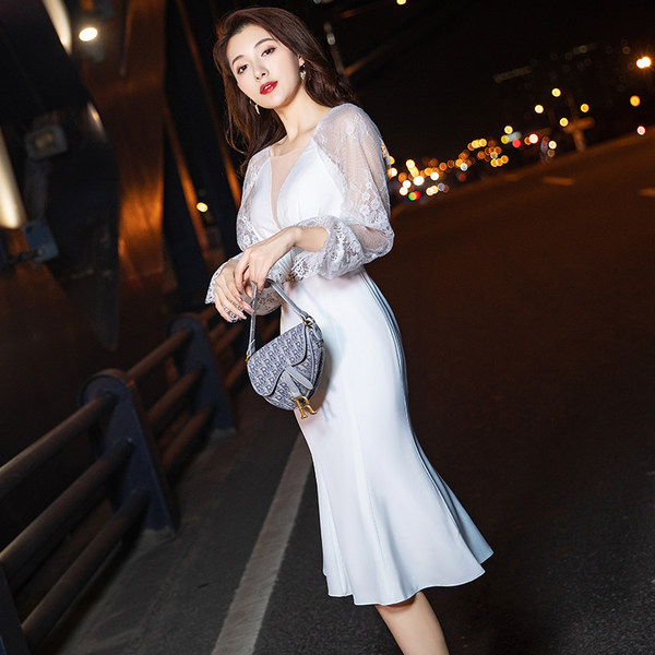 ชุดราตรี ชุดราตรีสวยหรู แบบ ทันสมัย Evening dress