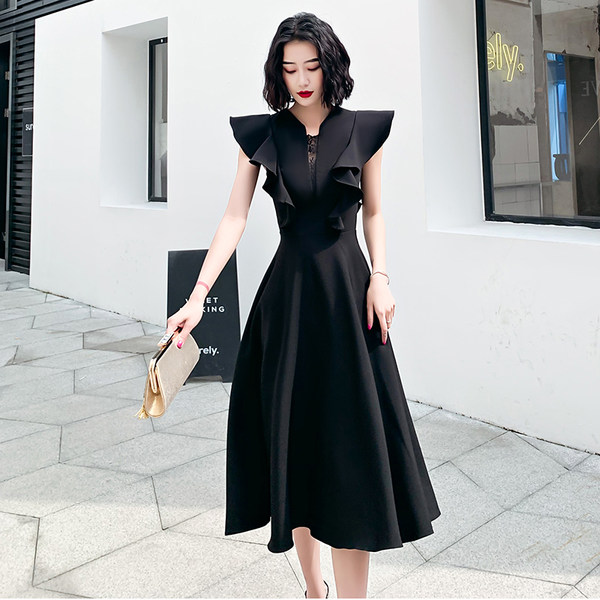 ชุดราตรี ชุดราตรีสวยหรู แบบ ทันสมัย Evening dress