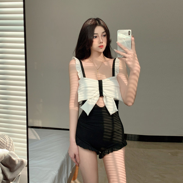 ชุดว่ายน้ำผู้หญิง ชุดว่ายน้ำน่ารัก Bikini ชุดไปทะเล