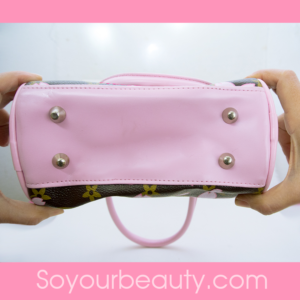 กระเป๋าคิตตี้โชคดี Hello Kitty Lucky Bag ทรงหิ้วใบเล็ก