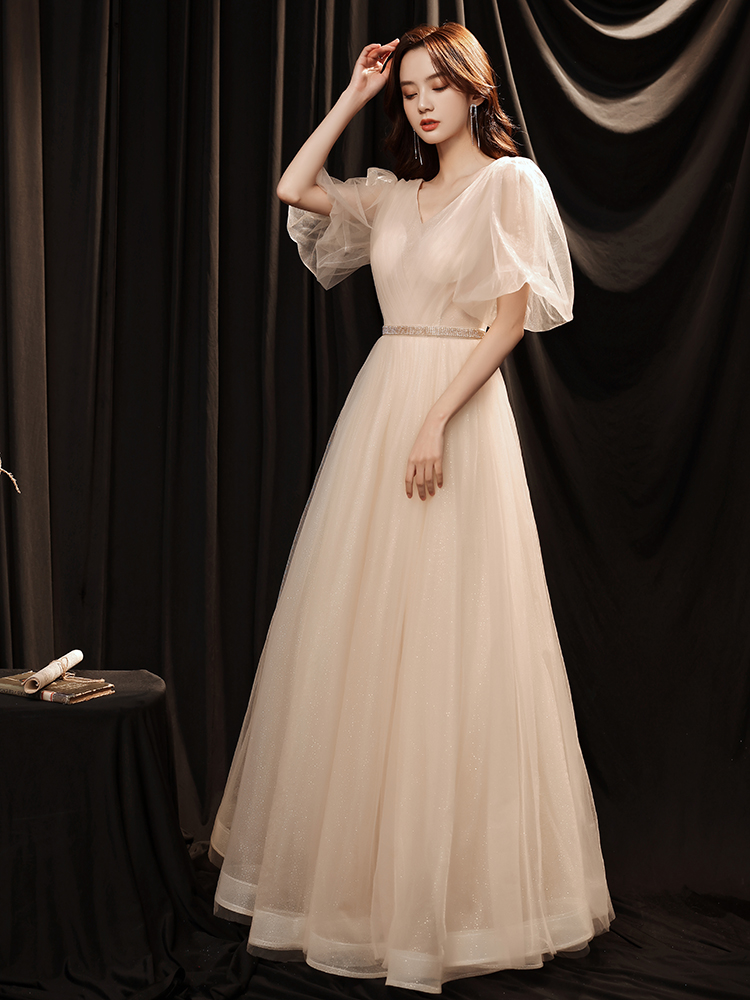 ชุดราตรี ชุดราตรีสวยหรู แบบ ทันสมัย Evening dress