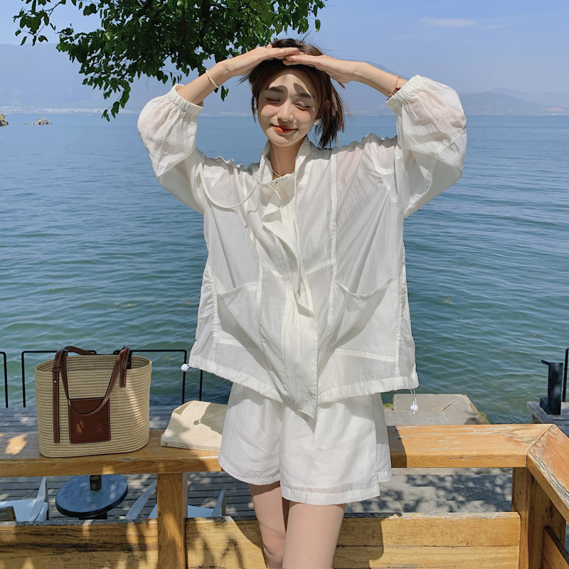 เสื้อโค้ท เสื้อโค้ทกันหนาว เสื้อโค้ทใส่เที่ยวต่างประเทศ ยี่ห้อ: Qianziqian