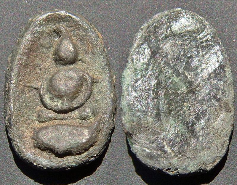 พระพิจิตรเม็ดข้าวเม่า เนื้อชินเงิน