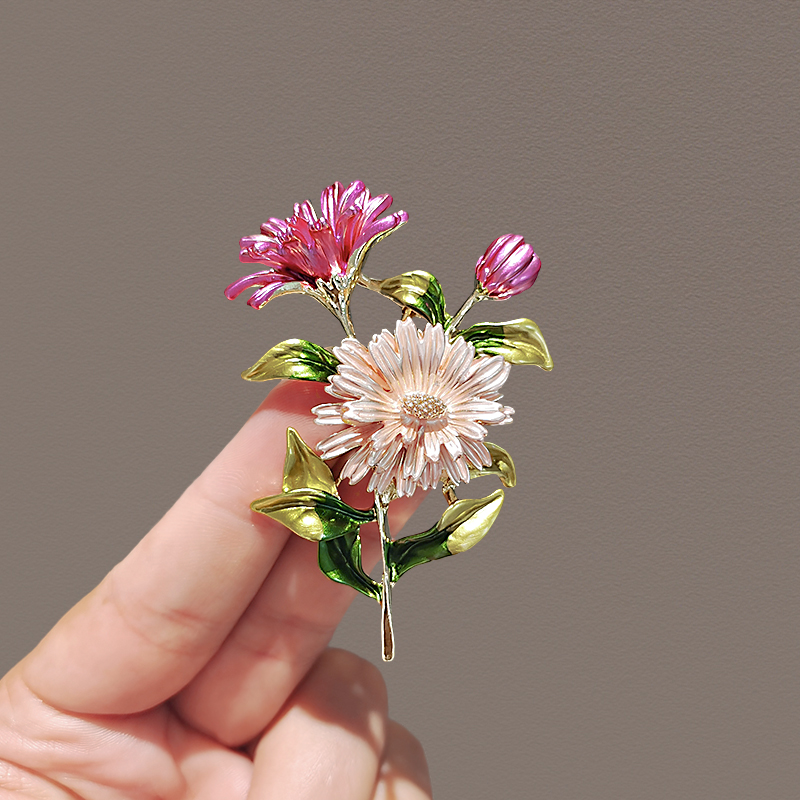 เข็มกลัด เข็มกลัดสวยๆ เข็มกลัดติดเสื้อ Brooch