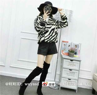 เสื้อกันหนาวขนลายม้าลาย แบบเก๋ งานดี ขนไม่หลุดง่าย ถ่ายจากงานจริง บุซับในกันลม พร้อมส่งจ้า ตามภาพเลยจ้า