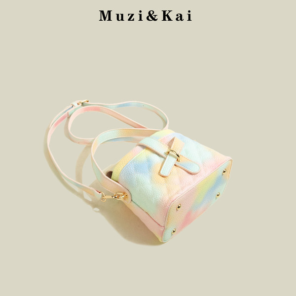 กระเป๋าสะพายข้างผู้หญิง กระเป๋าสะพายสไตล์เกาหลี By Muzi&Kai