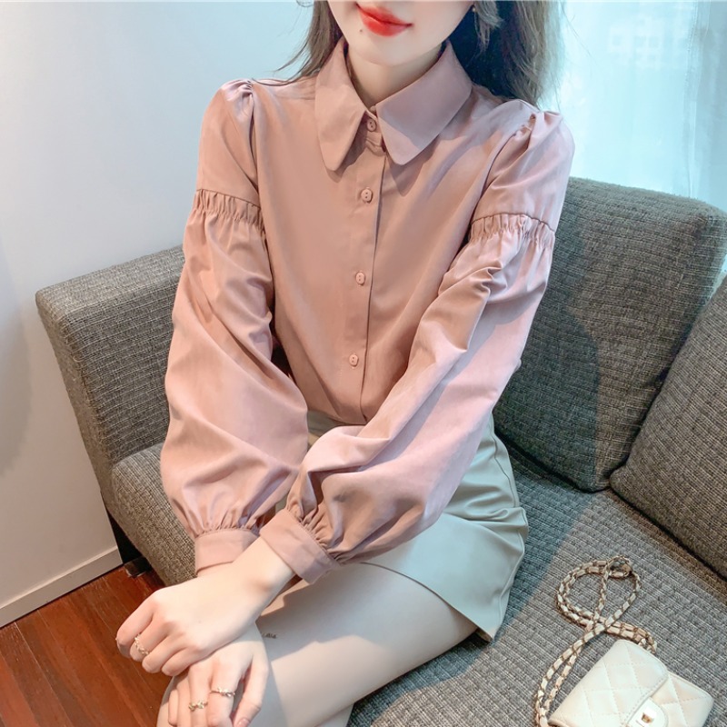 เสื้อเชิ้ตผู้หญิงแขนยาว เสื้อเชิ้ตผู้หญิงใส่ทํางาน 390 บาทต่อชิ้น ฟรีค่าจัดส่ง