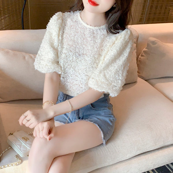 เสื้อลูกไม้ แขนสั้น
